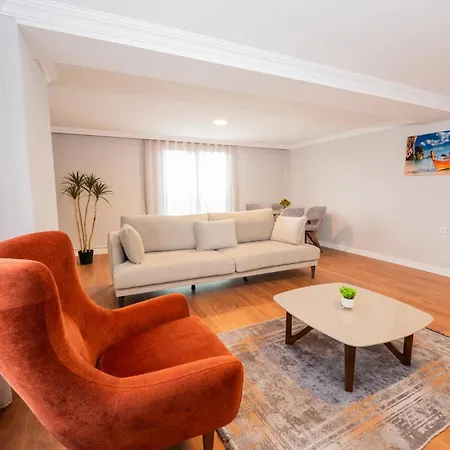 Lara Breeze Homes